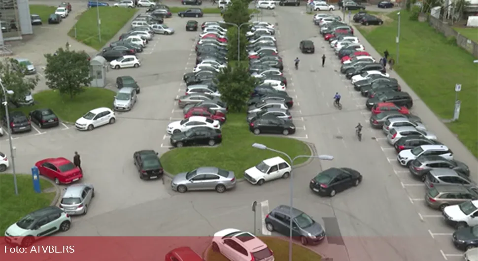 parking bl.webp